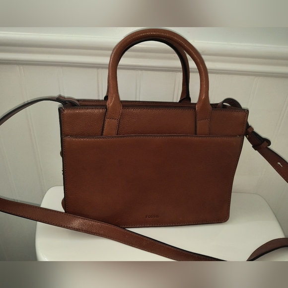 Brown leather Fossil Purse - Picture 2 of 6